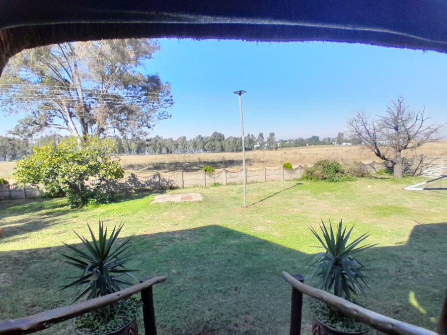 4 Bedroom Property for Sale in Deneysville Free State